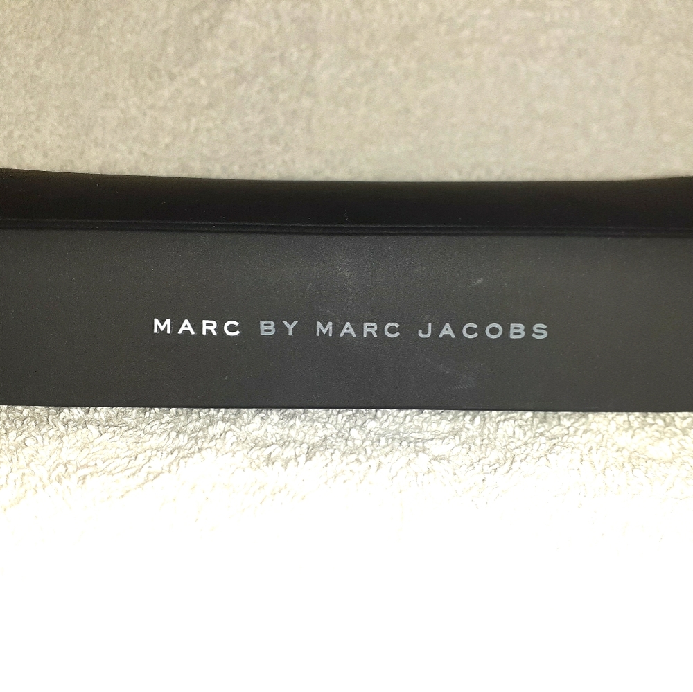Marc Jacob Eyeglass Caseholder